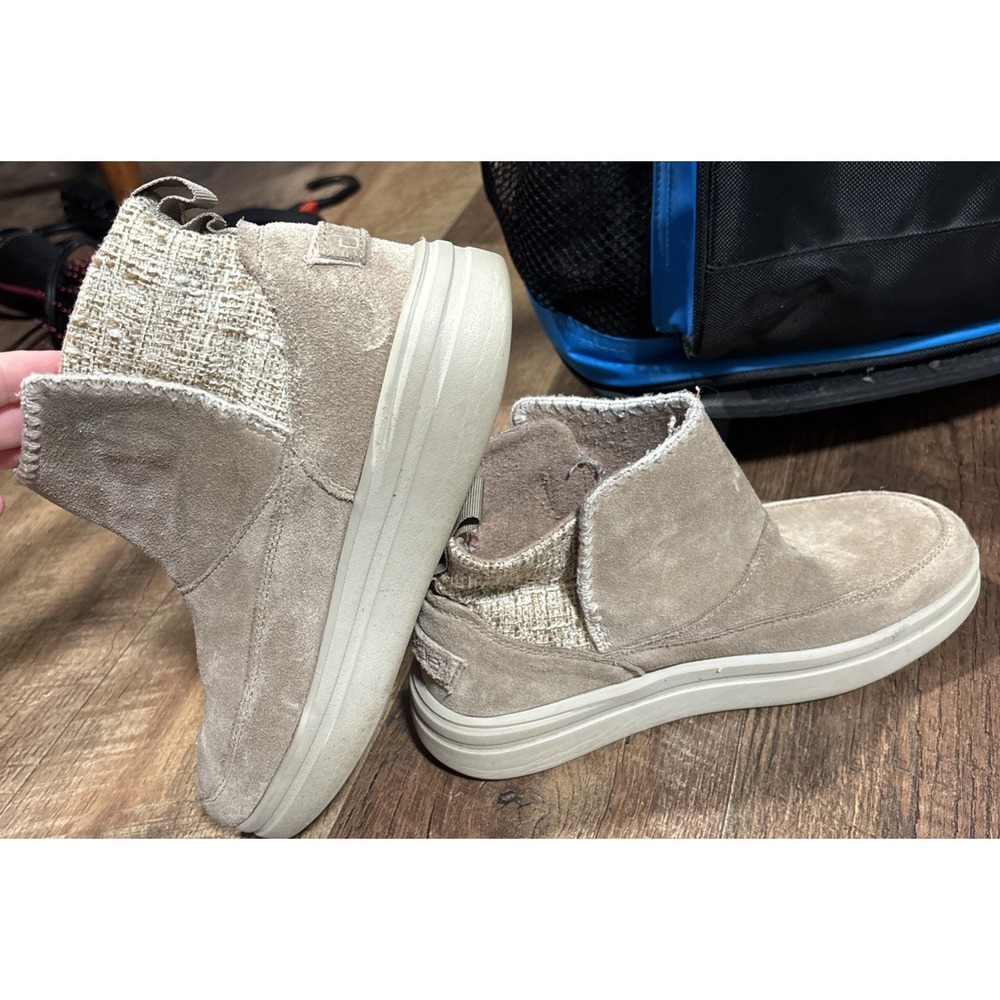 Hey Dude Women's Mel Suede Slip On Ankle Booties Size 6 - Picture 4 of 5
